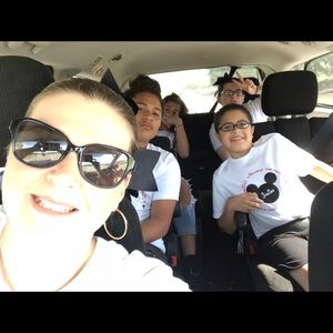 Meet your Posher, Alexis